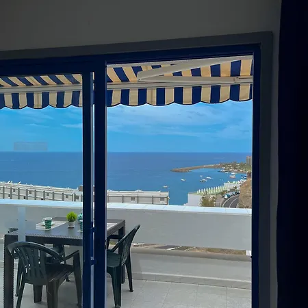 The Mayfair Village Apto 305 Apartment *