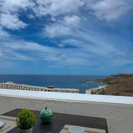 The Mayfair Village Apto 305 Apartment *
